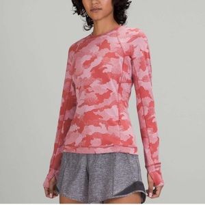 “It’s rulu run long sleeve” pink jacquard camo size 12